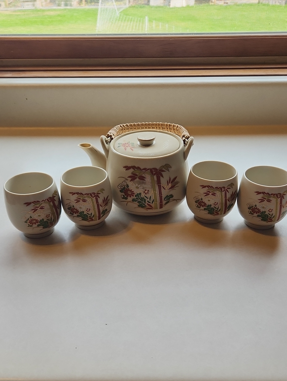 Armbee Porcelain Bamboo-Pattern Teapot Set in Cream Made In Japan